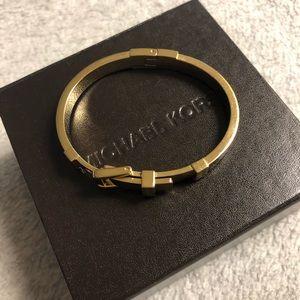 Michael kors bracelet